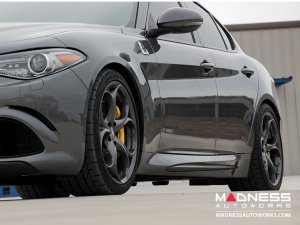 Alfa Romeo Giulia Lowering Springs - 2.9L QV - MADNESS - Sport Alfa Romeo Giulia Lowering Springs - 2.9L QV - MADNESS - Sport